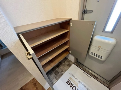  | ファミール山岡B棟