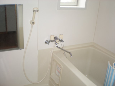 【浴室】 | サンリット | ゆったり過ごせるお風呂です