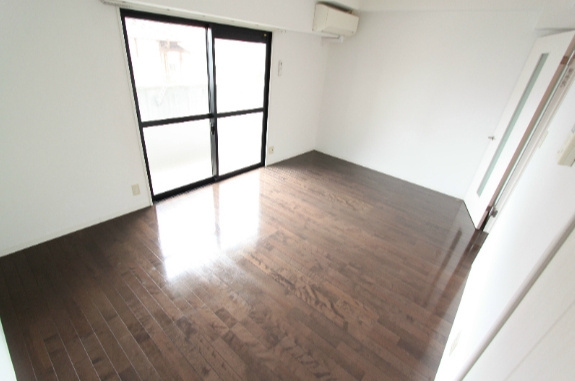 Ｓｅｒｅｓ長嶺の居間・リビング