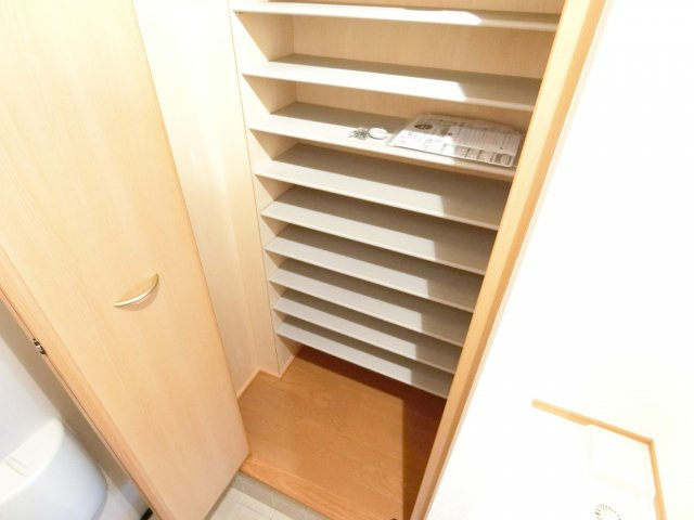 シャロルエヌの内装