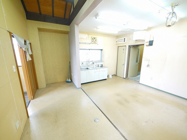 今小路町店舗のキッチン