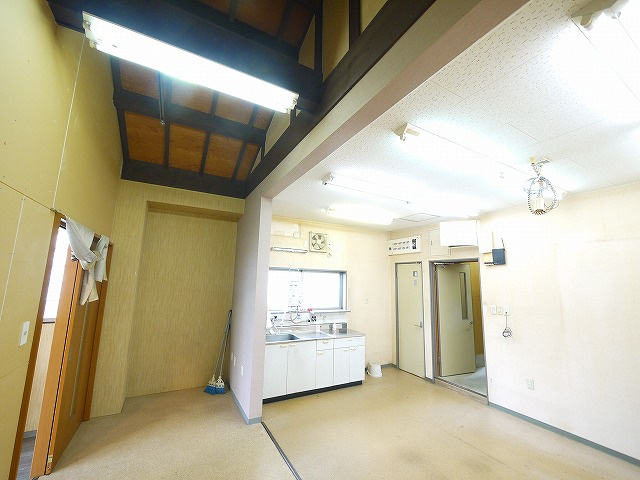 今小路町店舗のキッチン