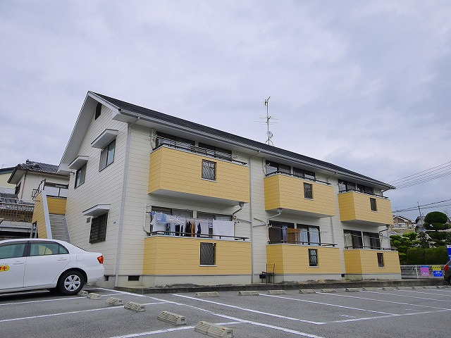 アイリスガーデンの外観|外観は落ち着いています