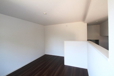 【居間・リビング】 | ラヴィーヌ中丸 | 居間です