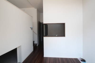 【居間・リビング】 | ラヴィーヌ中丸 | リビングです