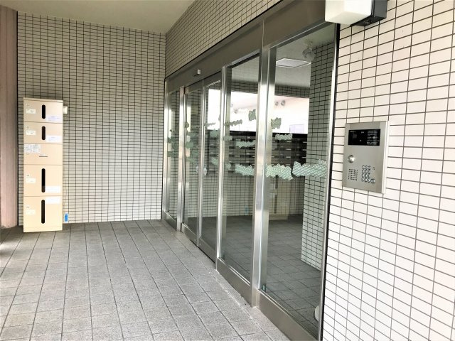 ひまわりやなべのエントランス