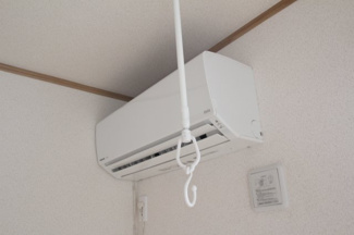 【設備】 | ウィンディタウン貝島Ⅱ　A | エアコン＆室内物干し器