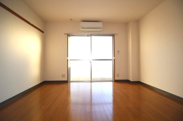 シティハウス比島の居間・リビング