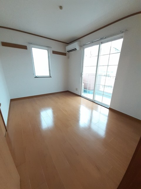 フォレストコート　Ａの居間・リビング