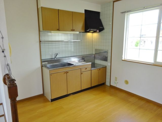 フォレストコート　Ａの居間・リビング