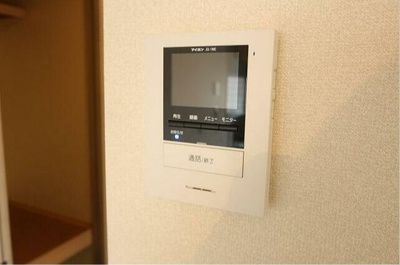 【セキュリティ】 | マーチ 梶塚 | モニター付きインターホンです