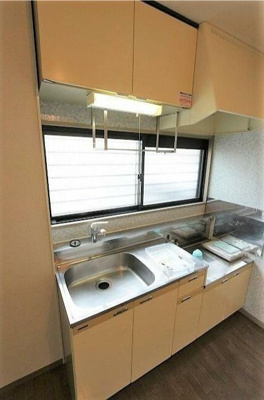 【キッチン】 | マーチ 梶塚 | キッチンでお料理をお楽しみください