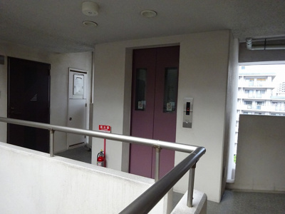 【その他共用部分】 | サンイースト江坂 | 各フロアのエレベーターです