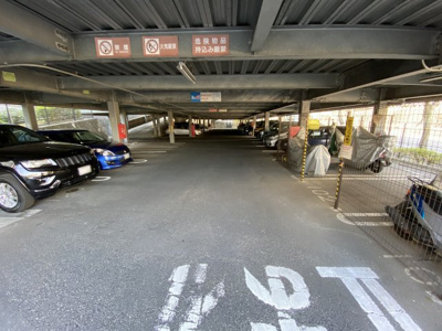 【駐車場】 | すすき野第２団地８－９棟 | 平置き駐車場です。