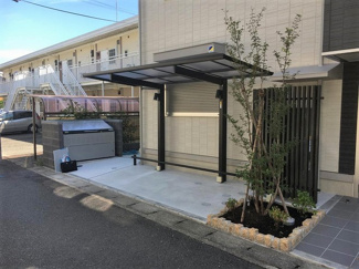 【その他共用部分】 | 屋根付きの駐輪場で雨が降っても大切な自転車が濡れなくてすみますね♪荷物が重いときに自転車があれば助かりますね！