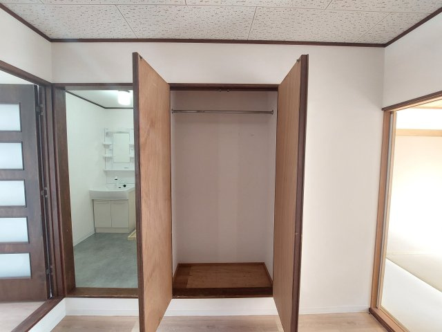 金剛ハイムの玄関