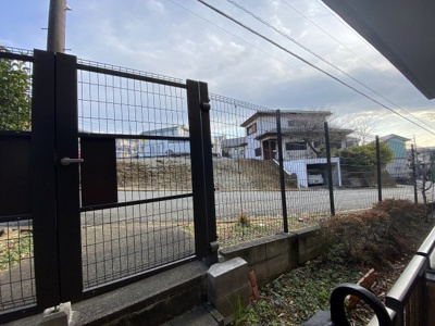 【展望】 | ライオンズマンション市ヶ尾第３ | ２階部分からの眺望です。