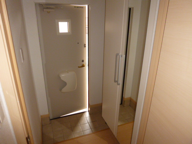 ピエーノヴェルデの寝室|洋室