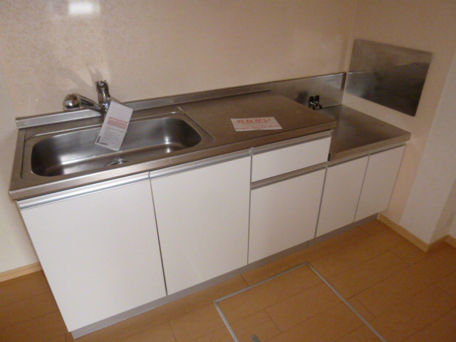 ピエーノヴェルデのキッチン|ダイニング