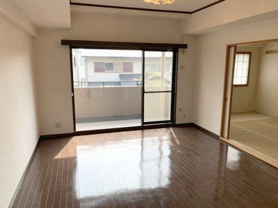 【居間・リビング】 | 藤和芦屋川ホームズ