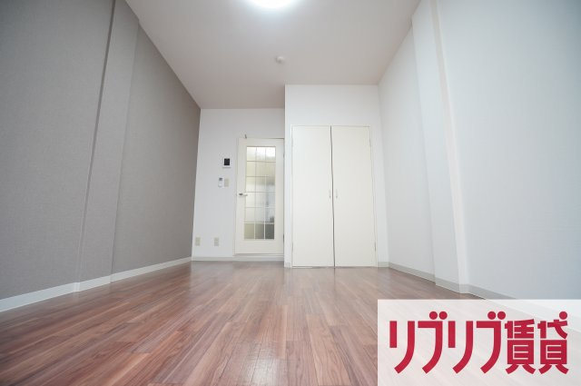 ラ・シエスタの居間・リビング