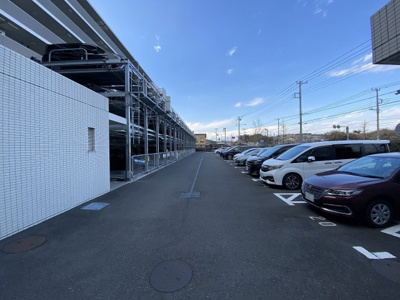 【駐車場】 | ブランズ市が尾ガーデン | 機械式駐車場・平置き駐車場です。