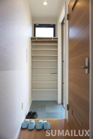 とねりこの玄関