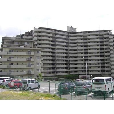 【外観】 | 藤和千里ハイタウン | 【現地写真】 鉄骨鉄筋コンクリート造　
14階建てマンション♪