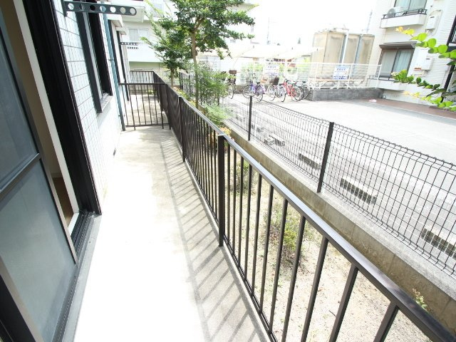 ラークヒルズ弐番館のバルコニー