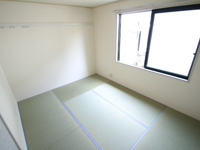 ラークヒルズ弐番館の寝室