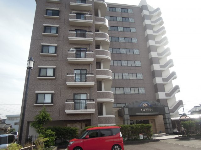 ビブレ花堂の外観