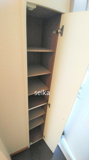 【玄関】 | レスト | 靴箱