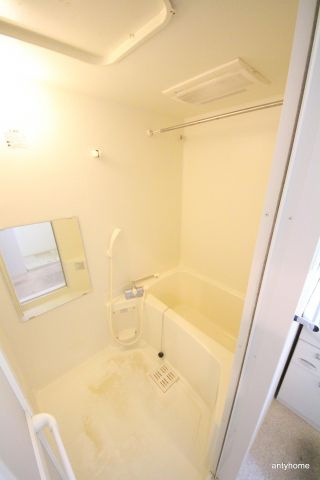 エスペランサ西天満　仲介手数料無料の浴室