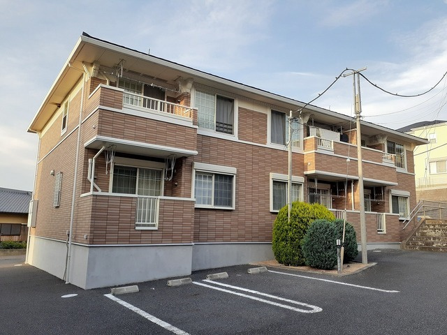 メゾンクレール壱番館