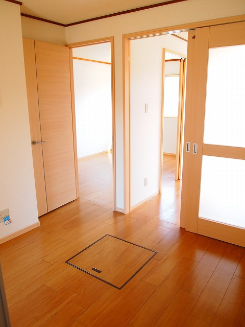 レジデンス住吉の洋室