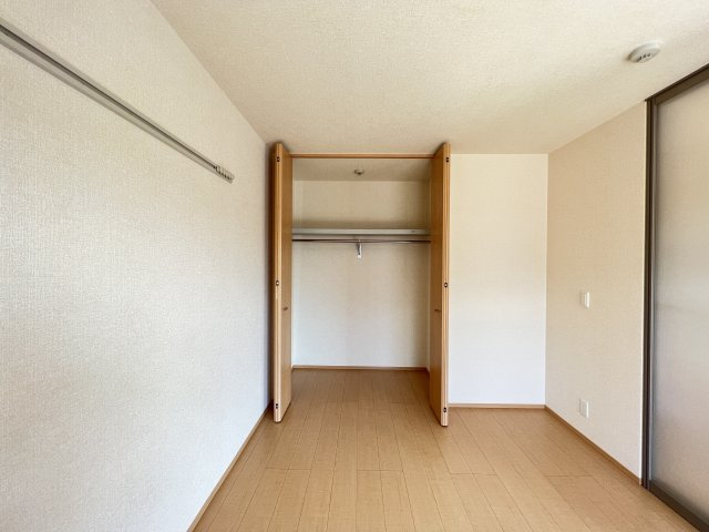 Garden Partyの洋室|南洋室6帖