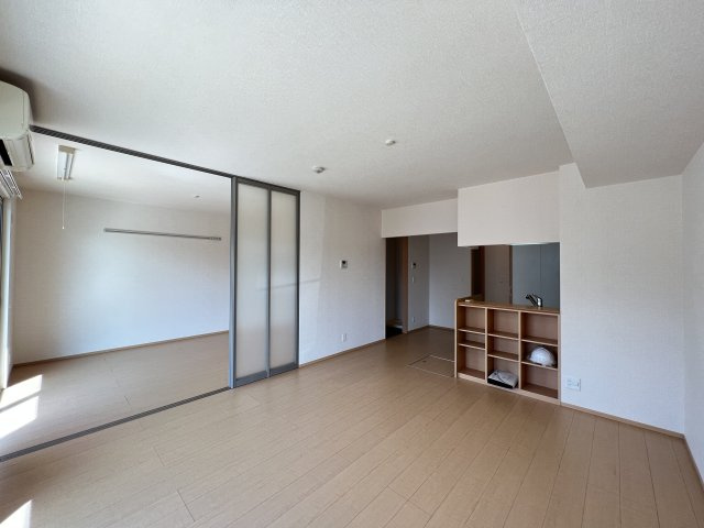 Garden Partyの居間・リビング|LDK13.8帖