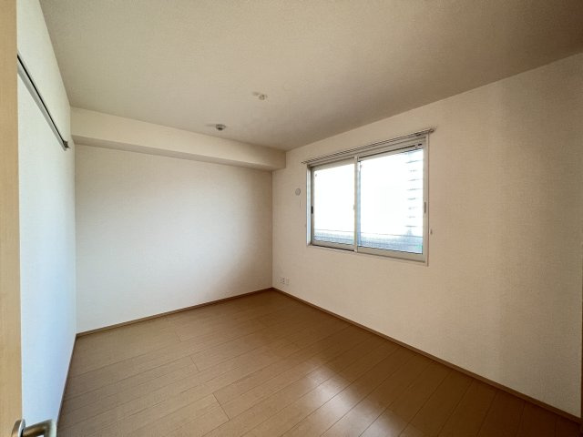 Garden Partyの洋室|北洋室6帖