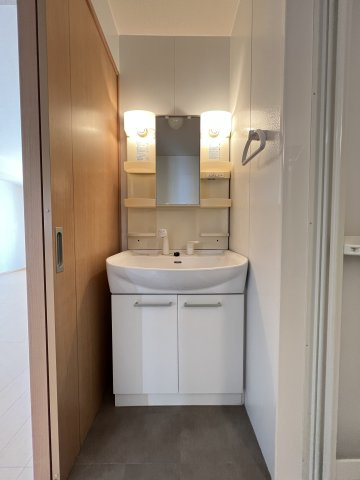 Garden Partyの独立洗面台|シャンプードレッサー