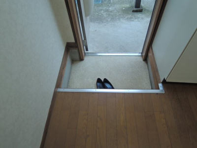【玄関】 | 勝美荘