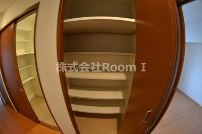 【収納】 | インテリジェンス御堂 | 収納豊富です