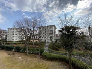 【展望】 | ２階部分からの眺望です。
前面に遮る建物がなく気持ち良く過ごせます。