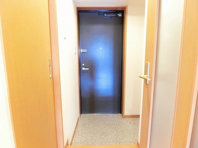 ヒルズ六ツ門の玄関|落ち着いた玄関です