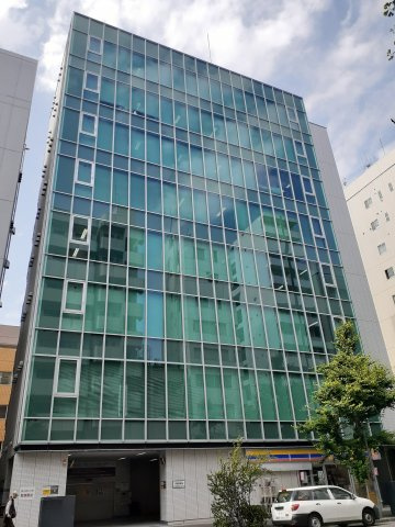 神田ビジネスキューブの外観