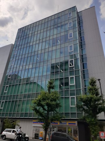 神田ビジネスキューブの外観