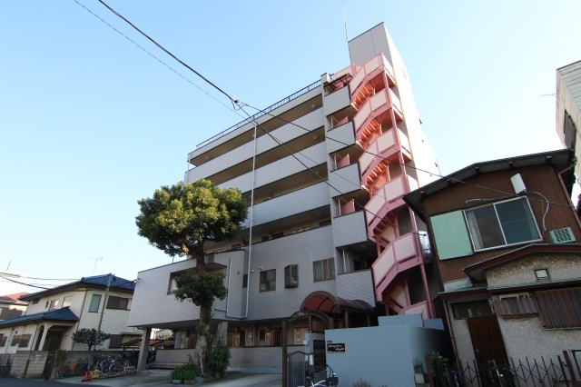 柳澤ハイツの外観