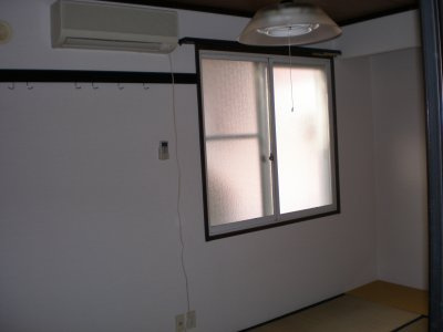 【居間・リビング】 | アーバンフラッツ内丸 | エアコン付