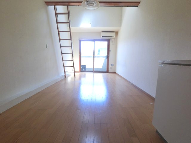 【居間・リビング】