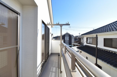 【展望】 | 日野市万願寺1丁目　新築戸建　4号棟 | 武蔵野の緑を存分に楽しめるのは、低層住宅地域ならではの眺望。夜は星空を見ながらご家族で語り合いを…