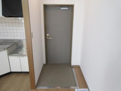 レジデンスオザックの玄関